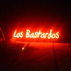 podnik Los Bastardos